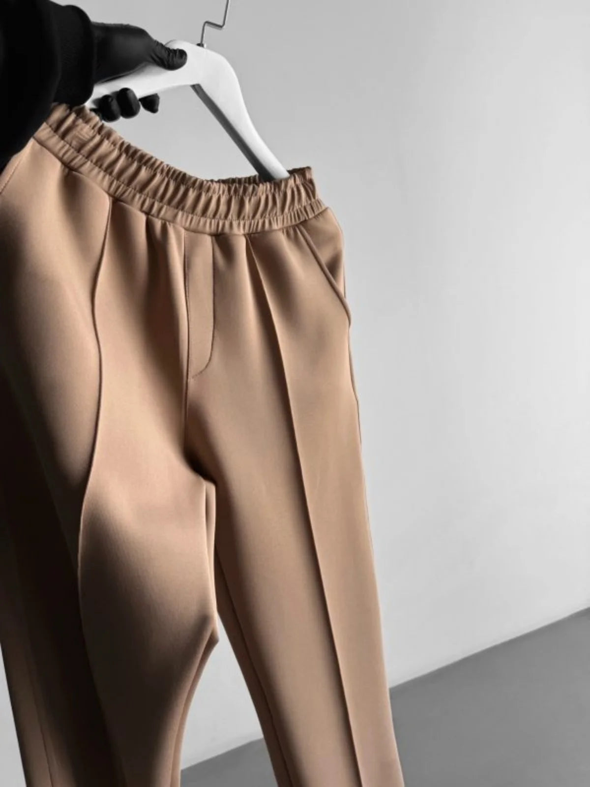 ErgonMono | Minimalist Pleat Pants
